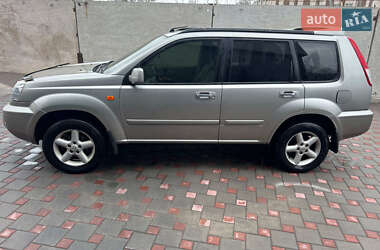 Внедорожник / Кроссовер Nissan X-Trail 2003 в Запорожье