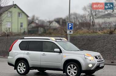 Внедорожник / Кроссовер Nissan X-Trail 2011 в Хмельницком