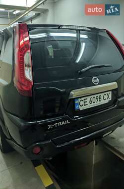 Позашляховик / Кросовер Nissan X-Trail 2011 в Чернівцях