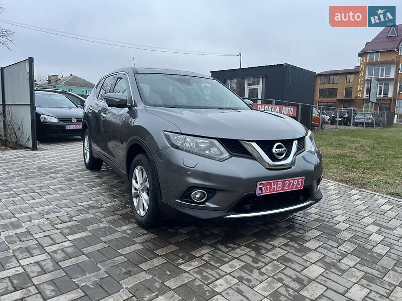 Внедорожник / Кроссовер Nissan X-Trail 2014 в Староконстантинове