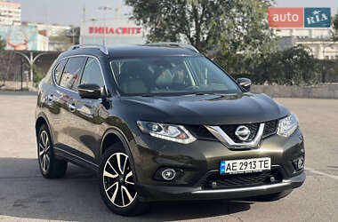 Позашляховик / Кросовер Nissan X-Trail 2016 в Запоріжжі