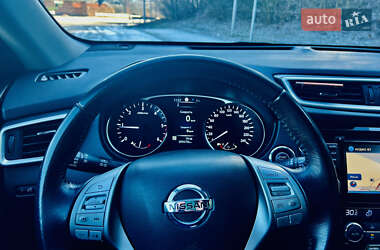 Внедорожник / Кроссовер Nissan X-Trail 2015 в 