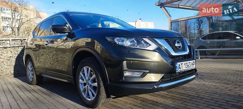 Позашляховик / Кросовер Nissan X-Trail 2018 в Івано-Франківську