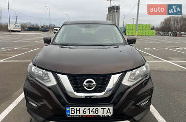 Позашляховик / Кросовер Nissan X-Trail 2018 в 