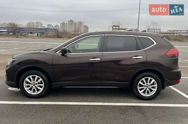 Позашляховик / Кросовер Nissan X-Trail 2018 в 