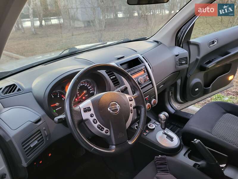 Позашляховик / Кросовер Nissan X-Trail 2008 в Хмельницькому