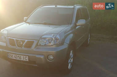 Позашляховик / Кросовер Nissan X-Trail 2003 в Покровському