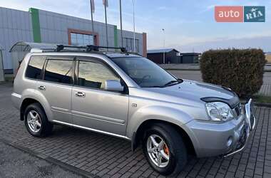 Позашляховик / Кросовер Nissan X-Trail 2004 в Виноградові