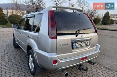 Позашляховик / Кросовер Nissan X-Trail 2004 в Виноградові