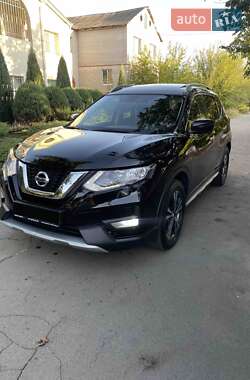 Позашляховик / Кросовер Nissan X-Trail 2022 в Кам'янському