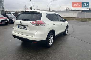 Внедорожник / Кроссовер Nissan X-Trail 2016 в Киеве