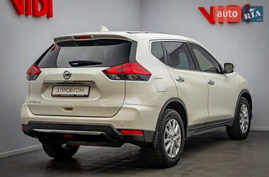 Внедорожник / Кроссовер Nissan X-Trail 2018 в 