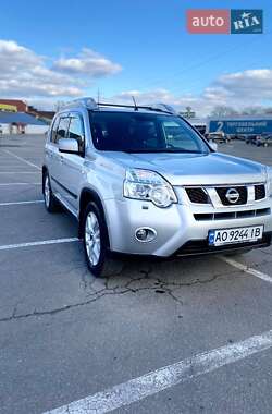 Позашляховик / Кросовер Nissan X-Trail 2014 в Ужгороді