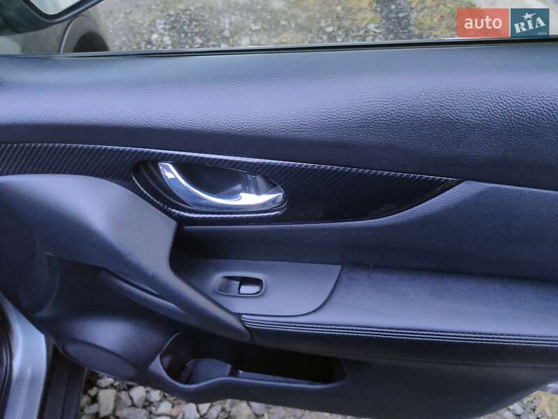 Позашляховик / Кросовер Nissan X-Trail 2017 в Хмельницькому