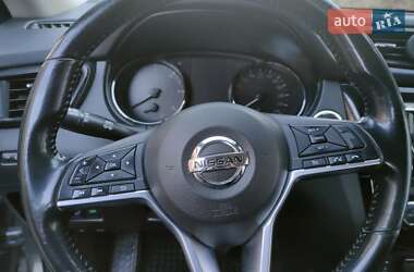 Позашляховик / Кросовер Nissan X-Trail 2017 в Хмельницькому