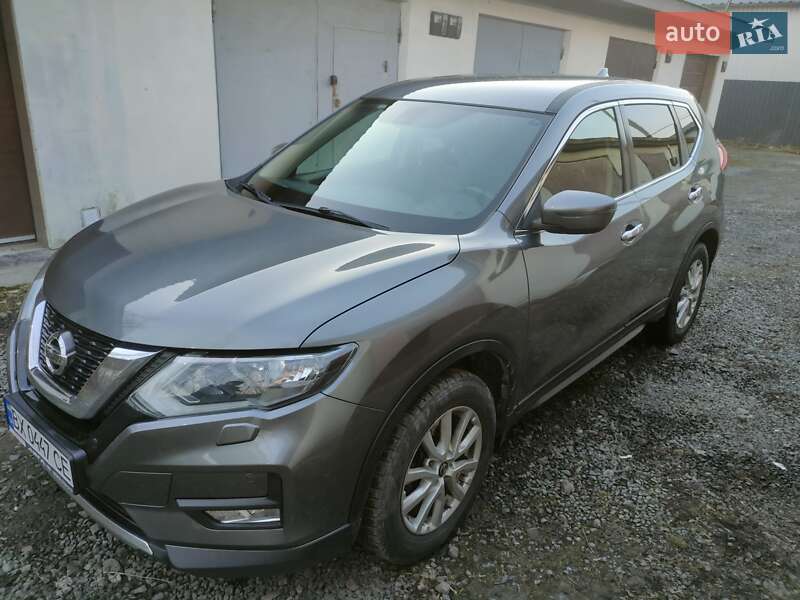 Позашляховик / Кросовер Nissan X-Trail 2017 в Хмельницькому