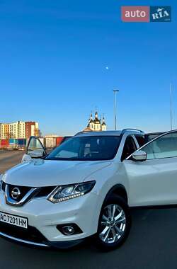 Позашляховик / Кросовер Nissan X-Trail 2015 в Ковелі