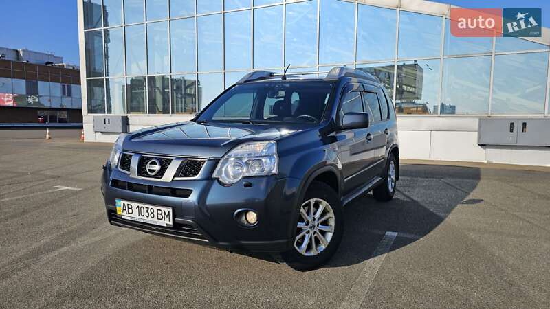 Позашляховик / Кросовер Nissan X-Trail 2011 в Києві