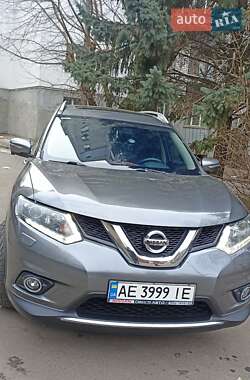 Внедорожник / Кроссовер Nissan X-Trail 2017 в Днепре