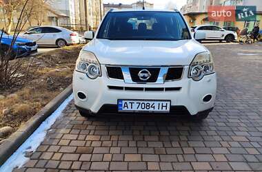 Внедорожник / Кроссовер Nissan X-Trail 2010 в Калуше