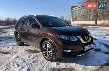 Внедорожник / Кроссовер Nissan X-Trail 2019 в Каменском