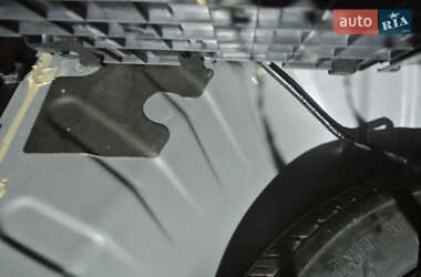 Позашляховик / Кросовер Nissan X-Trail 2013 в 