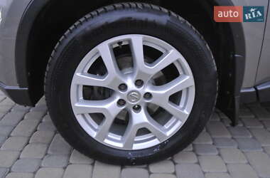 Позашляховик / Кросовер Nissan X-Trail 2013 в 