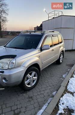 Внедорожник / Кроссовер Nissan X-Trail 2005 в 