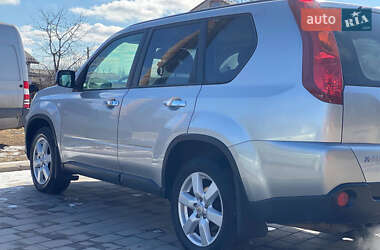 Позашляховик / Кросовер Nissan X-Trail 2009 в 