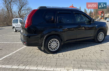 Позашляховик / Кросовер Nissan X-Trail 2011 в 