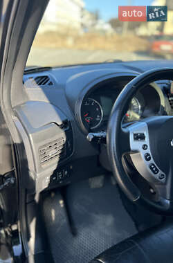 Позашляховик / Кросовер Nissan X-Trail 2011 в 