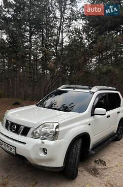 Позашляховик / Кросовер Nissan X-Trail 2008 в 