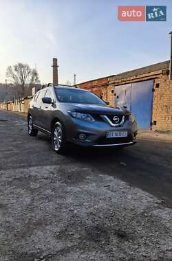 Внедорожник / Кроссовер Nissan X-Trail 2016 в Полтаве