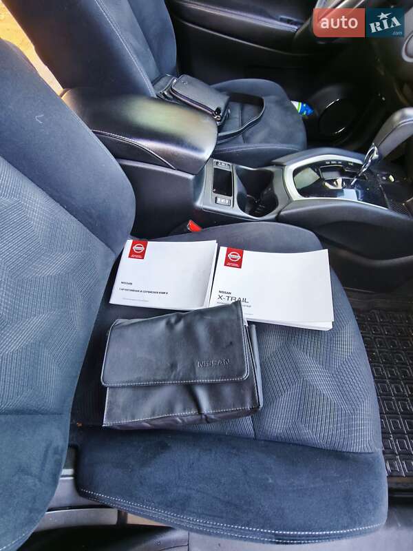 Позашляховик / Кросовер Nissan X-Trail 2016 в Полтаві