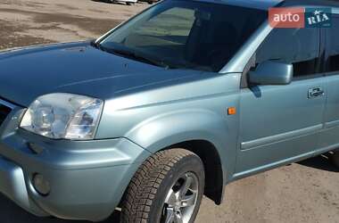 Внедорожник / Кроссовер Nissan X-Trail 2003 в Днепре