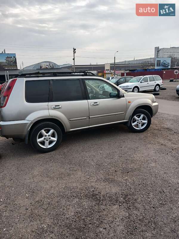 Позашляховик / Кросовер Nissan X-Trail 2003 в Черкасах