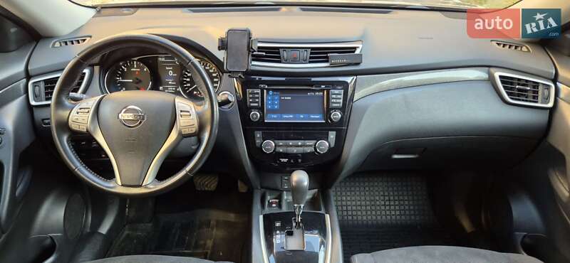 Внедорожник / Кроссовер Nissan X-Trail 2017 в Софиевской Борщаговке