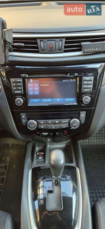 Внедорожник / Кроссовер Nissan X-Trail 2017 в Софиевской Борщаговке