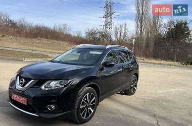 Внедорожник / Кроссовер Nissan X-Trail 2015 в Ровно