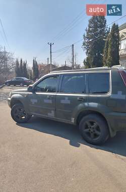 Позашляховик / Кросовер Nissan X-Trail 2002 в Києві