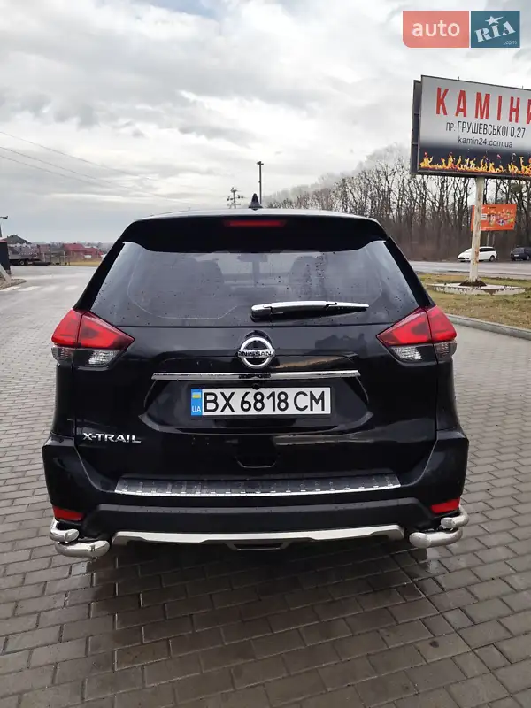 Внедорожник / Кроссовер Nissan X-Trail 2019 в 