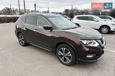 Позашляховик / Кросовер Nissan X-Trail 2020 в 