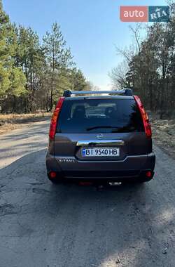 Внедорожник / Кроссовер Nissan X-Trail 2007 в 