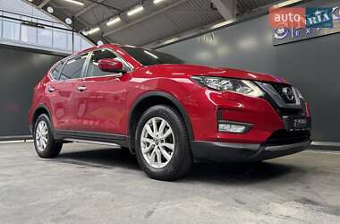 Позашляховик / Кросовер Nissan X-Trail 2018 в 