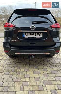 Внедорожник / Кроссовер Nissan X-Trail 2019 в 