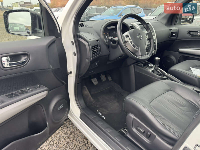 Внедорожник / Кроссовер Nissan X-Trail 2011 в Луцке