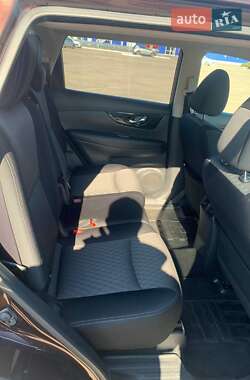 Позашляховик / Кросовер Nissan X-Trail 2020 в 