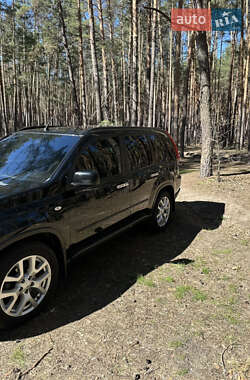 Внедорожник / Кроссовер Nissan X-Trail 2010 в 
