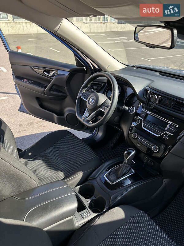 Позашляховик / Кросовер Nissan X-Trail 2017 в Києві