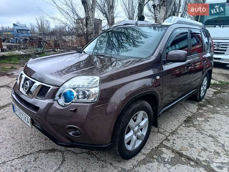 Внедорожник / Кроссовер Nissan X-Trail 2008 в 